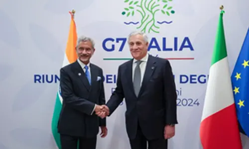 EAM Jaishankar meets Italys counterpart during G7 Foreign Ministers Meeting