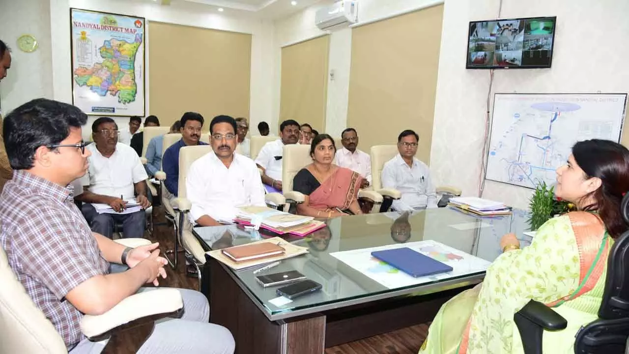 Prepare master plan for Srisailam temple, Collector orders officials