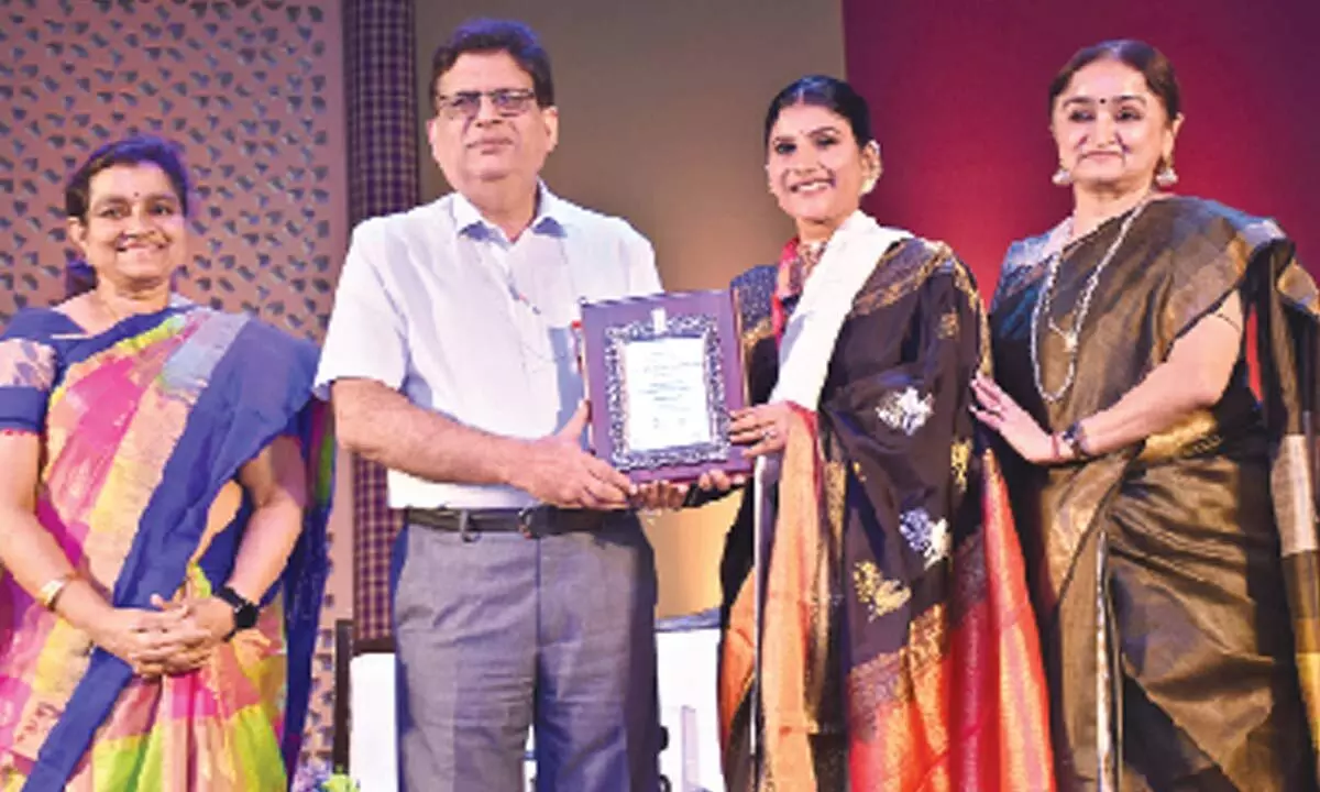 Mangli shines bright with ‘Ustaad Bismillah Khan Yuva Puraskar’