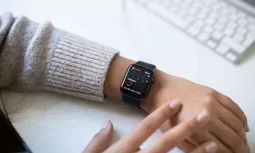 Best Smartwatches Under 4000 for Fitness and Smart Features