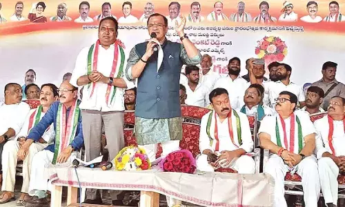 Minister Komatireddy promises Rs 250 cr for rural development