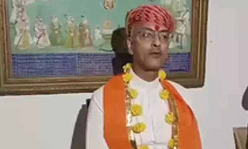 Clash of Mewar titans live on streets of Udaipur, courtesy royal familys dispute