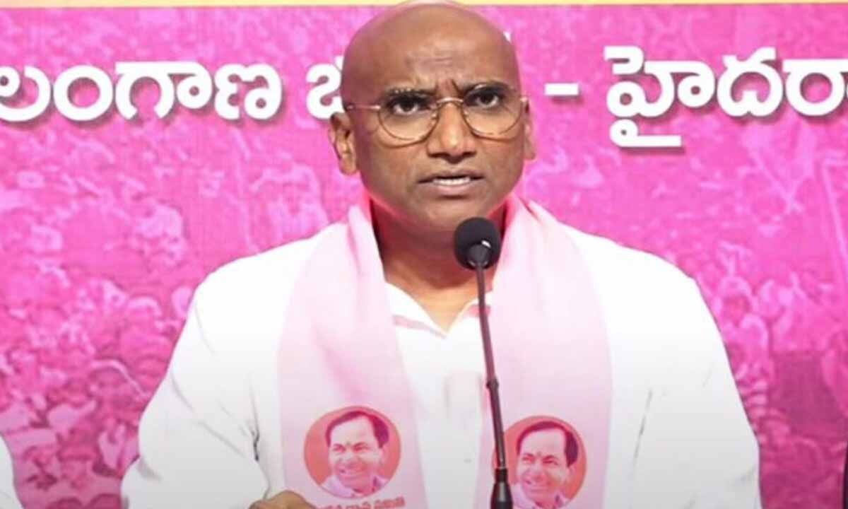 R S Praveen Kumar Asks Revanth Reddy to Hand Over Education Department ...