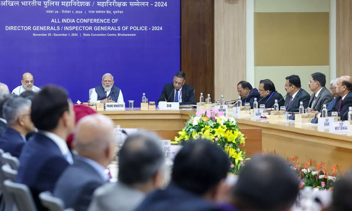 PM expands mantra of SMART policing