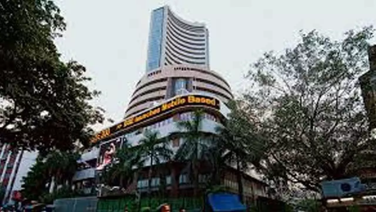 Indian stock market opens flat, PSU bank shares lead