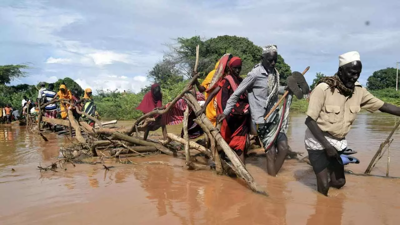 Heavy rains kill five in Kenyan coastal city