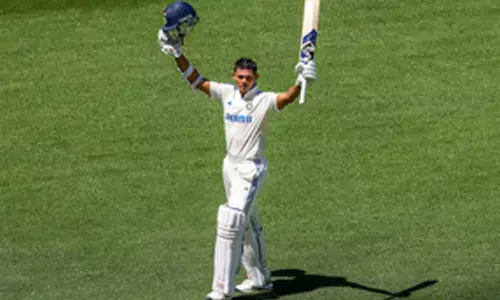 Cook lauds Yashasvi as a class player, backs his confidence in sledging Starc in Perth Test