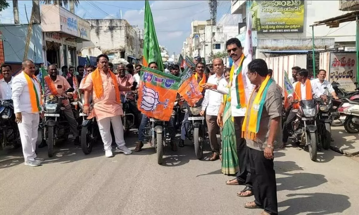 BJP Slams Congress for Unfulfilled Promises and Governance Failures in Gadwal