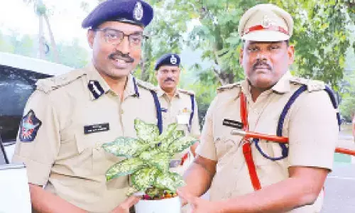 EAGLE team director meets Palnadu SP