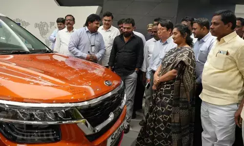 AP Minister Subhash praises KIA industry for employee welfare and Safety initiatives