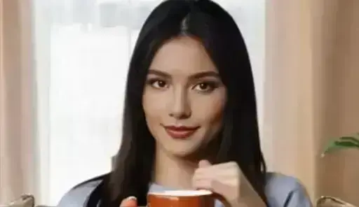 Kavya Mehra: India’s First ‘AI Mom’ Influencer Captivates the Internet