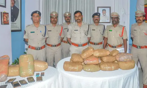 17 held for ganja smuggling in Srikalahasti