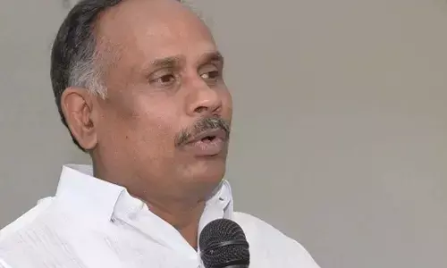 Congress ridicules  Jagan’s Poru Bata