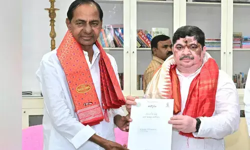 KCR invited to Telangana Talli statue unveiling ceremony