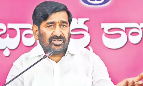 BRS Leader Jagadish Reddy Accuses Congress of Claiming Credit for Completed Projects