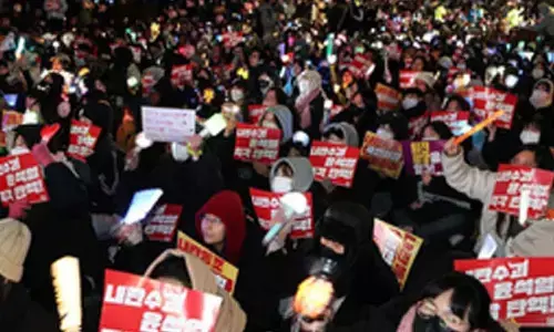 South Korea: Civic groups continue candlelight vigils calling for Yoons impeachment