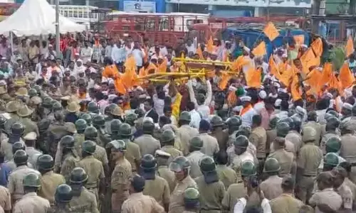 2A Reservation Protest in Belagavi, Panchamasalis on fire