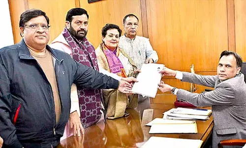 BJP nominee Rekha files nomination