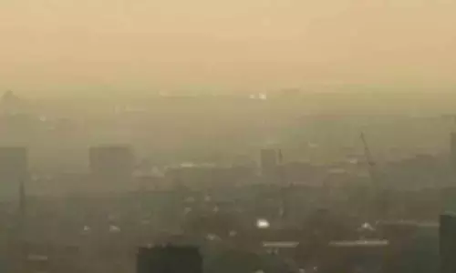 Amid turmoil, air pollution peaks in Bangladesh as temperatures fall