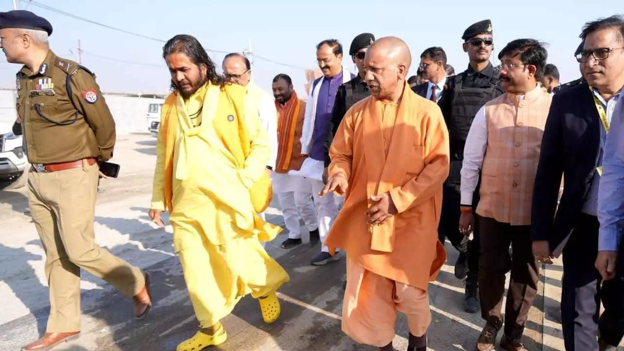 Maha Kumbh: Yogi reviews preparations