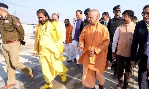 Maha Kumbh: Yogi reviews preparations