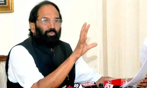 Minister Uttam Embarks on Tour of United Nizamabad District