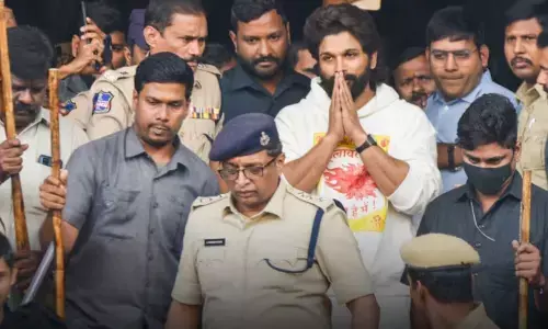 Allu Arjun Sent to Remand in Chanchalguda Jail