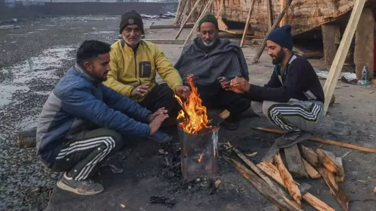 Jammu records season’s lowest minimum temperature as Kashmir valley shivers