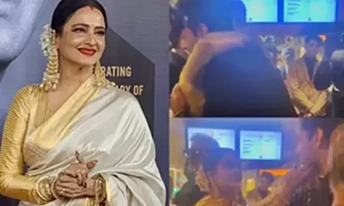 Rekha gets emotional as she shares a heartfelt moment with Big Bs grandson Agastya Nanda