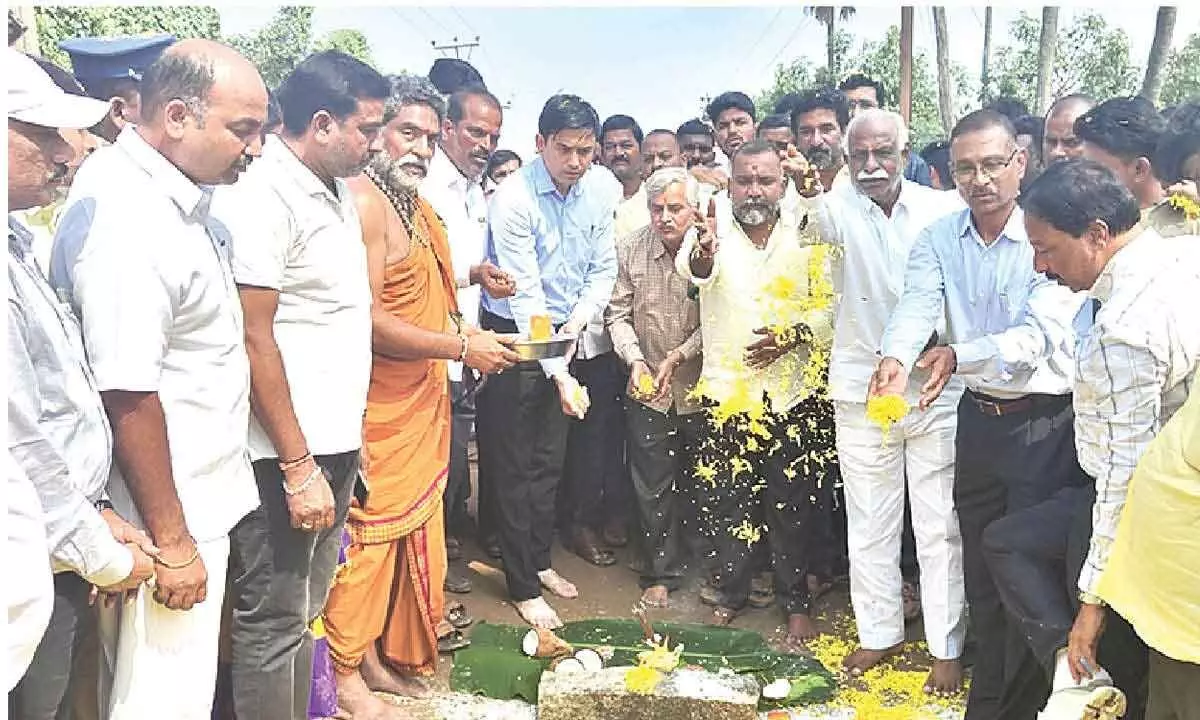 Development activities worth `30 cr launched in Puthalapattu constituency