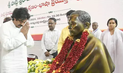 Dy CM Pawan pays glowing tributes to Potti Sriramulu