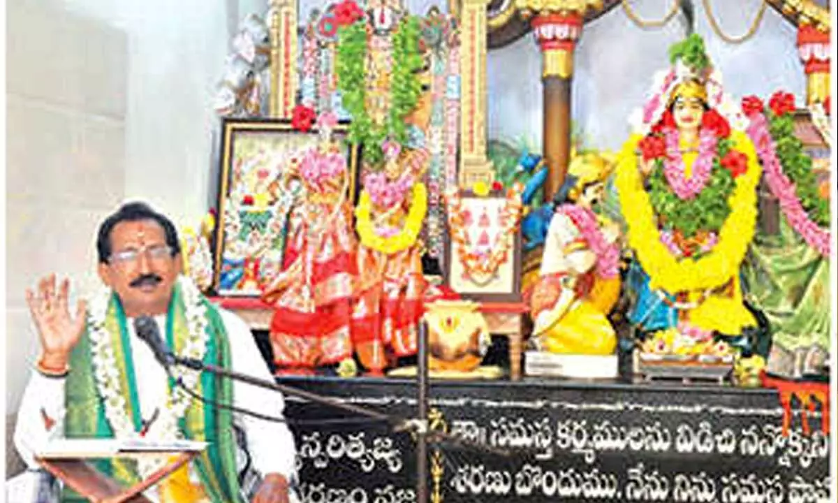 Tiruppavai discourse begins