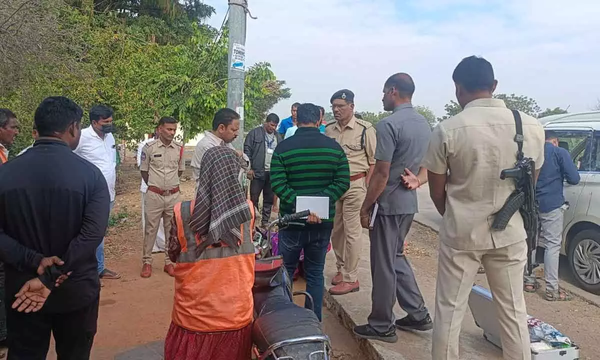 Early morning robbery on the national highway