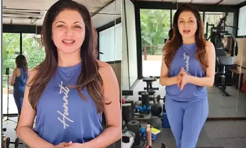 Bhagyashree turns fitness coach, talks about benefits of ‘crab walk’