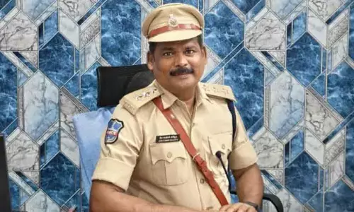 Avoid Answering Video Calls from Unknown Numbers – Cyber Crime DSP Girikumar