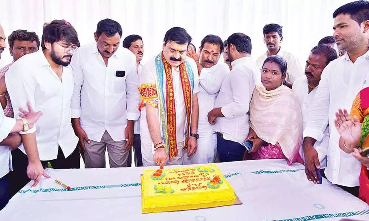 MP Ambica’s birthday celebrated