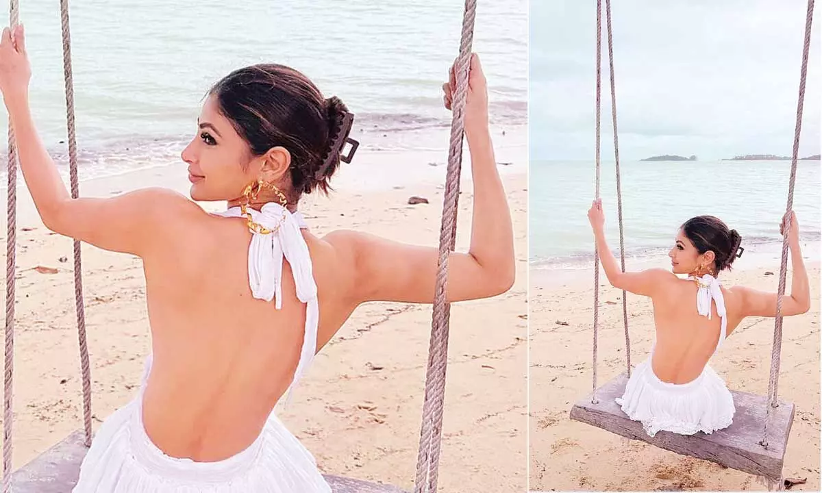 Mouni Roy grabs attention with her beachy elegance