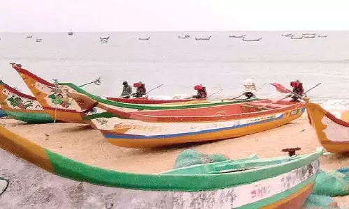 Centre to construct fishing harbour at Kothapatnam