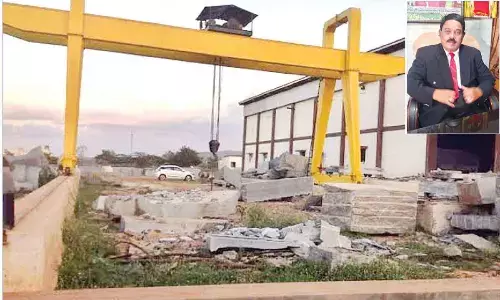 Come out of palace to know people’s problems, Palle advises Jagan