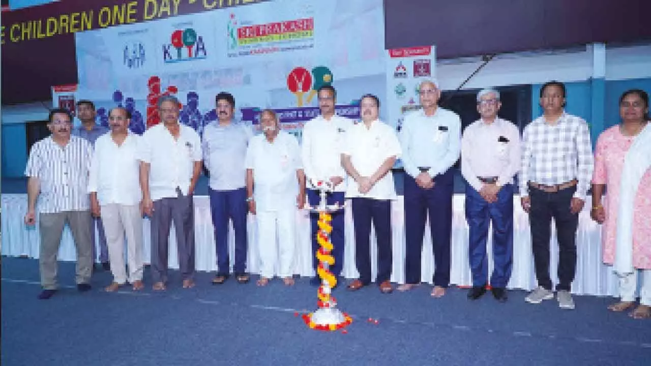 Table tennis competitions begin