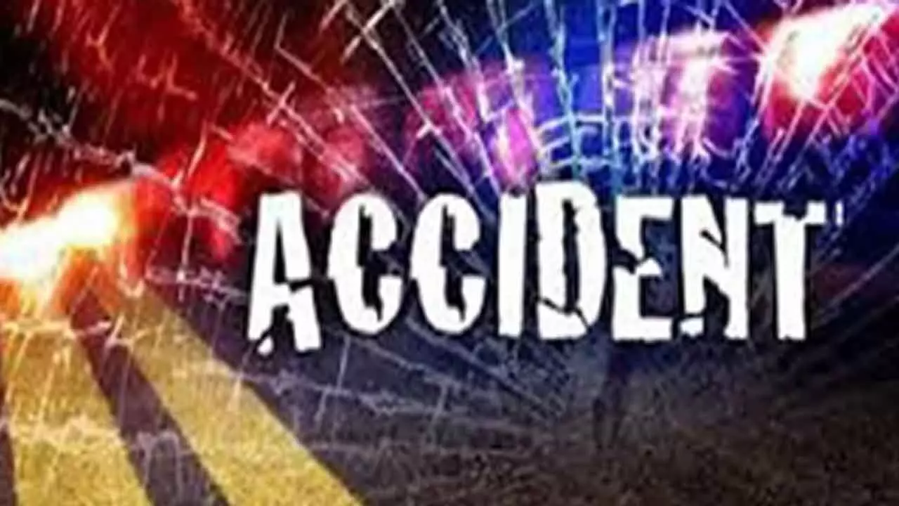 Seven killed in two road accidents in Telugu states