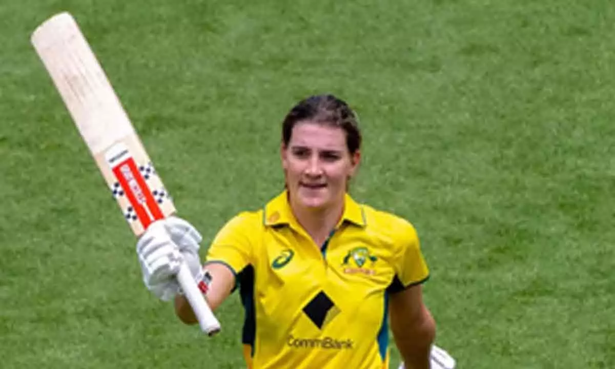 Sutherland stars as Australia moves closer to winning ICC Women’s Championship