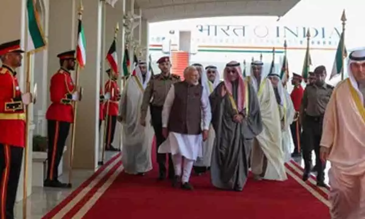 Modi first PM to visit Kuwait, hopes to strengthen ties