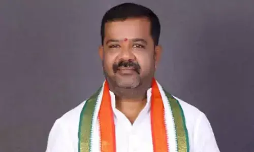 Nayini Rajender Reddy Addresses Press Conference at Hanumakonda Congress Office