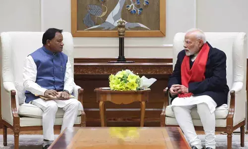 Majhi meets Modi in Delhi