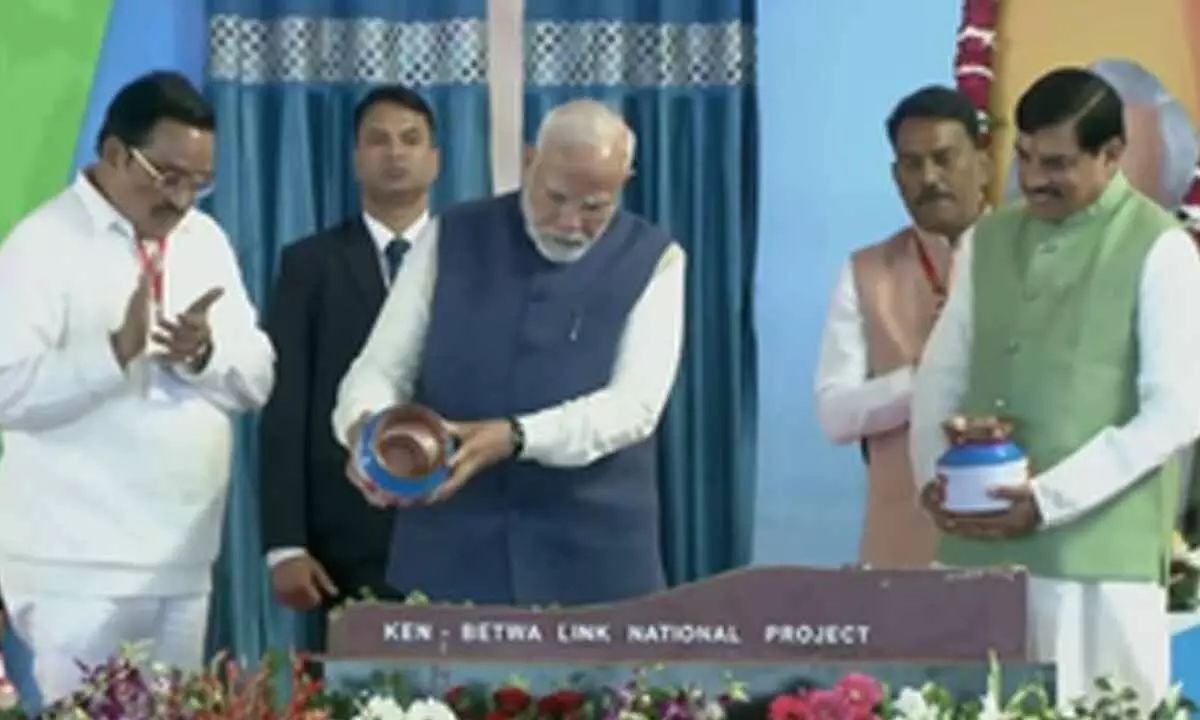 PM Modi lays foundation stone of Ken-Betwa river link project in MP