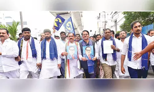 Congress demands Amit Shah’s scalp, holds massive protest in Hyderabad