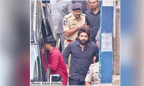 Cops grill Allu Arjun for 4 hrs in Sandhya theatre stampede case