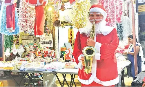 Christmas festivities pervade Warangal