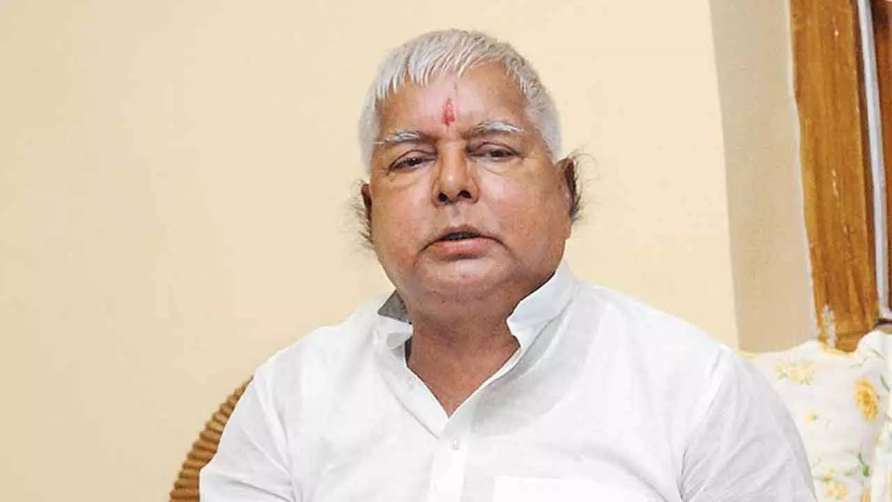 Lalu Prasad slams Nitish govt for lathi-charge on BPSC candidates